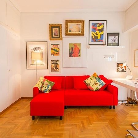 A Cozy Apt In Kolonaki Of Атина Екстериор снимка