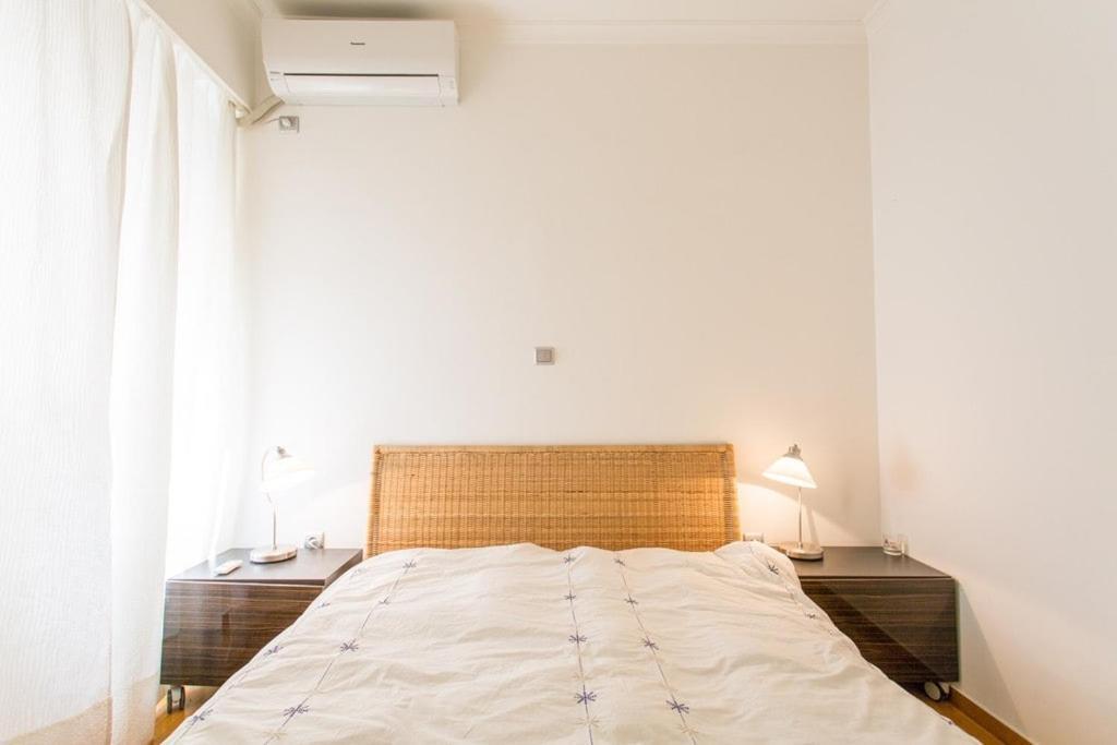 A Cozy Apt In Kolonaki Of Атина Екстериор снимка