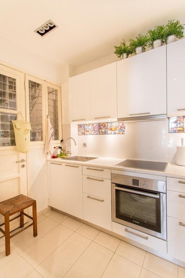 A Cozy Apt In Kolonaki Of Атина Екстериор снимка